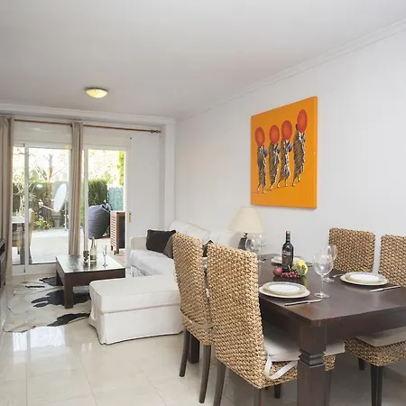 Golden Port Apartment